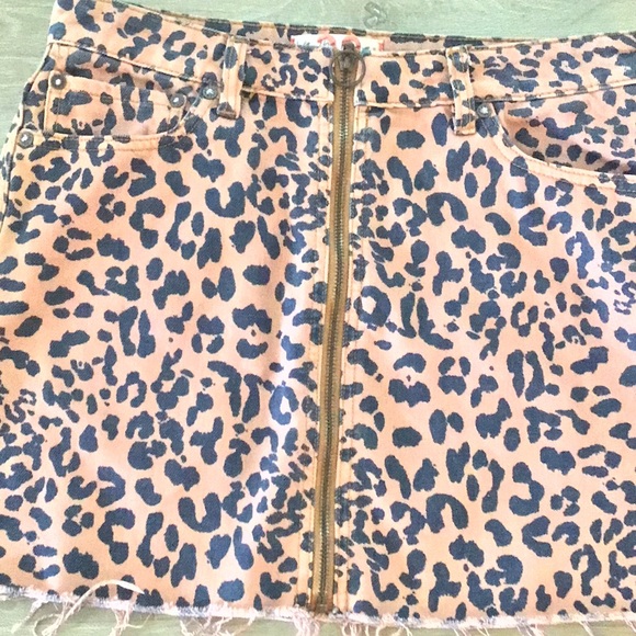 Free People Women's Zip It Up Printed Miniskirt, Pineapple Combo - Picture 8 of 8